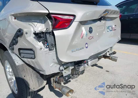 2021 Chevrolet Blazer Fwd 1Lt z USA, uszkodzony, nr VIN 3GNKBBRA2MS560439